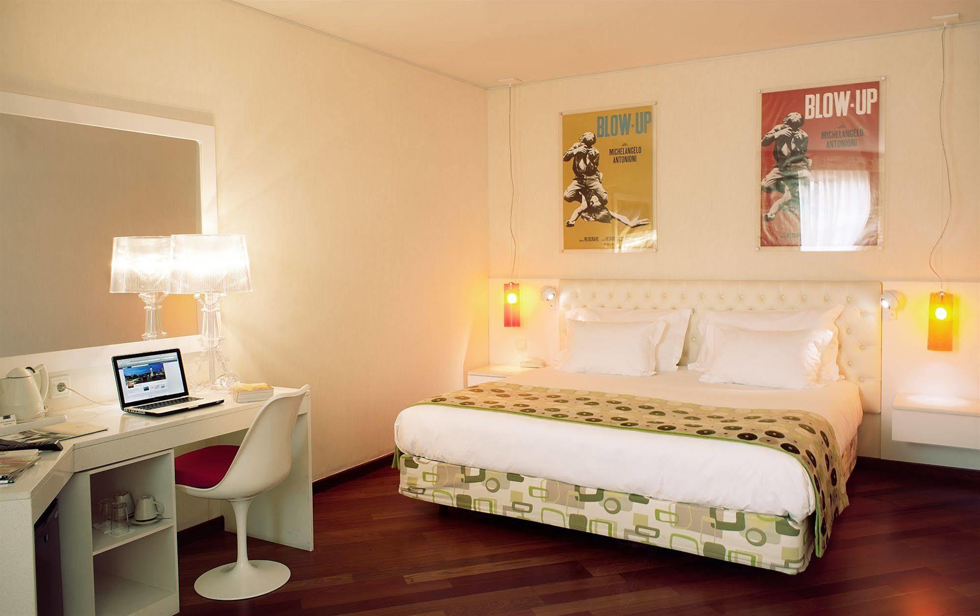 Hotel Florida Lisboa Oda fotoğraf